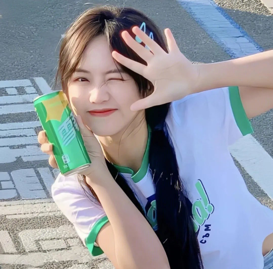 搏击傲娇小女生